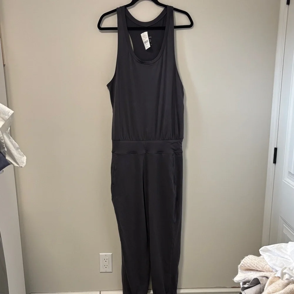 NWT Sweaty Betty Charcoal Gray Sleeveless Tank Jumpsuit - Picture 2 of 11